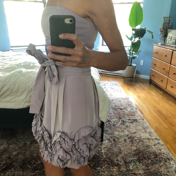 Gorgeous and flattering dress - Picture 2 of 5